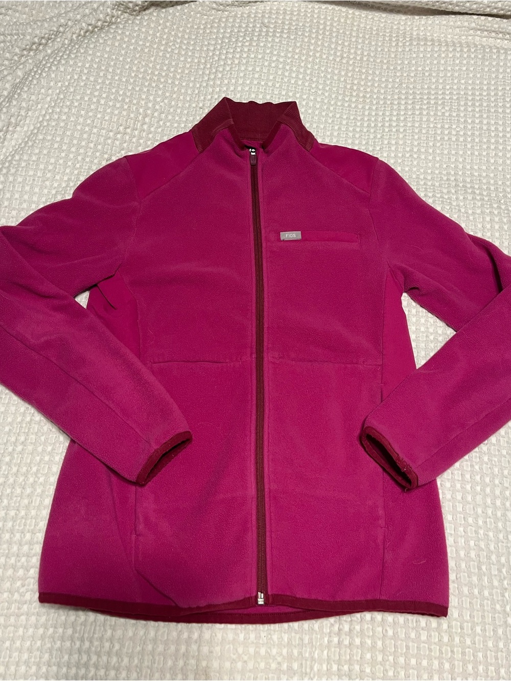 Figs Women's Bright Magenta Teddy Fleece Jacket - Zip Front